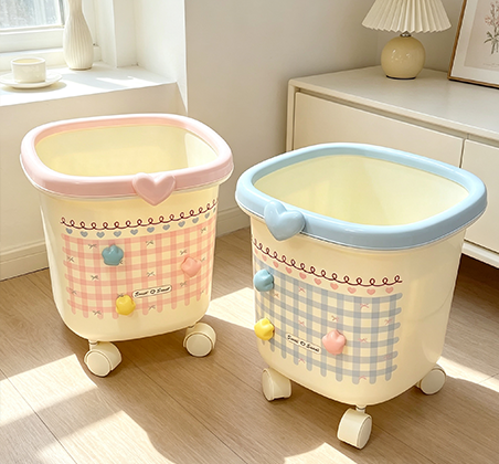 Cute Rolling Trash Can with Heart Decor & Gingham Pattern | Portable Open-Top Waste Bin with Wheels for Kids' Room, Bedroom & Living Room | Pink & Blue Available